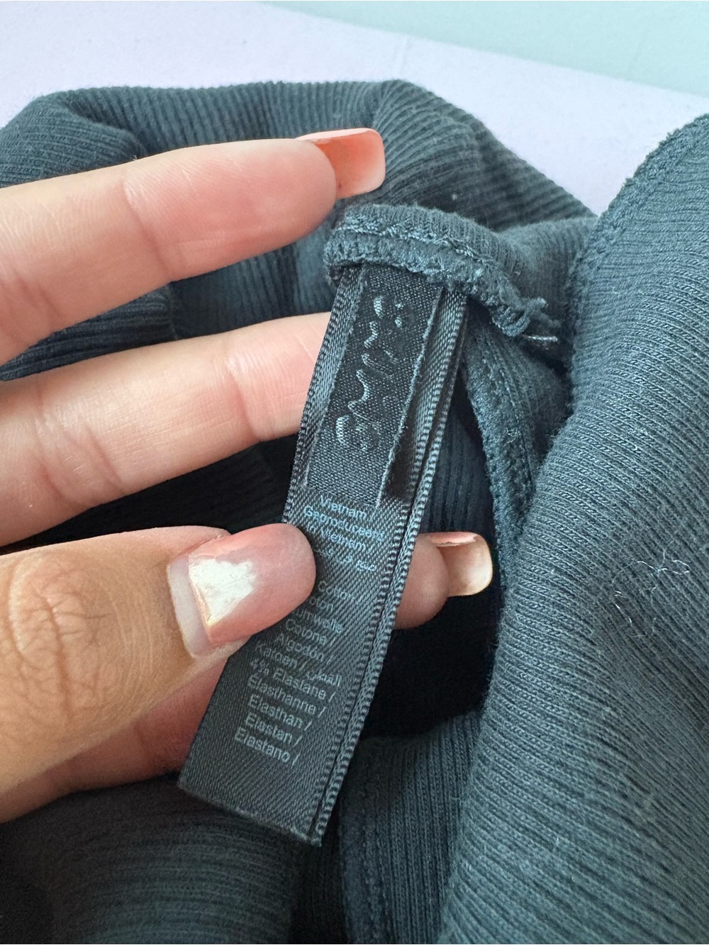 Skims Fold-Over Ribbed Pants - Picture 2 of 4